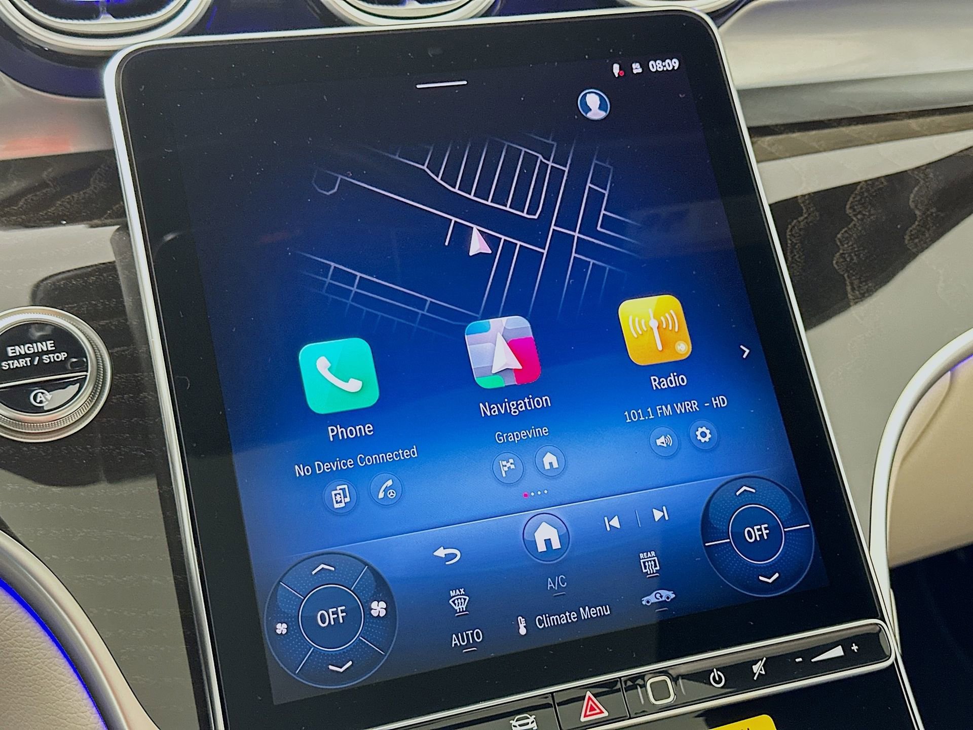 New 2026 Mercedes-Benz GLC 300 image 16