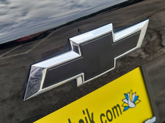 Used 2025 Chevrolet Trax RS w/ Driver Confidence Package FWD image 28