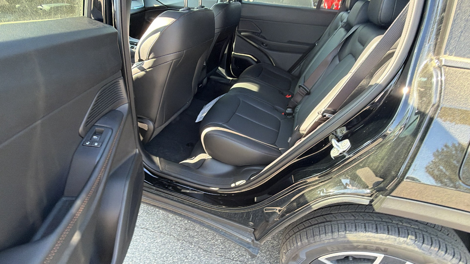 New 2026 Jeep Cherokee Limited AWD/4WD image 19