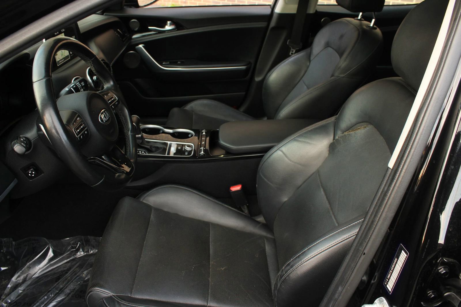 Used 2018 Kia Stinger Premium RWD image 13