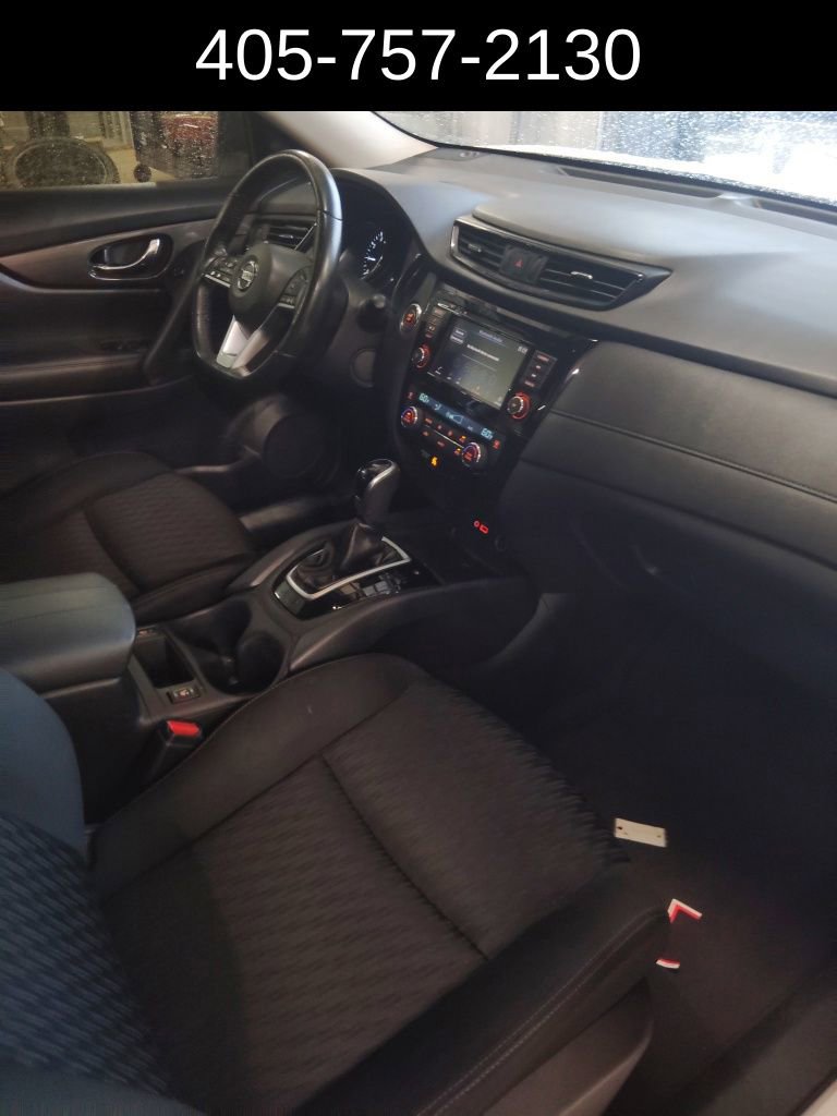 Used 2018 Nissan Rogue SV image 7