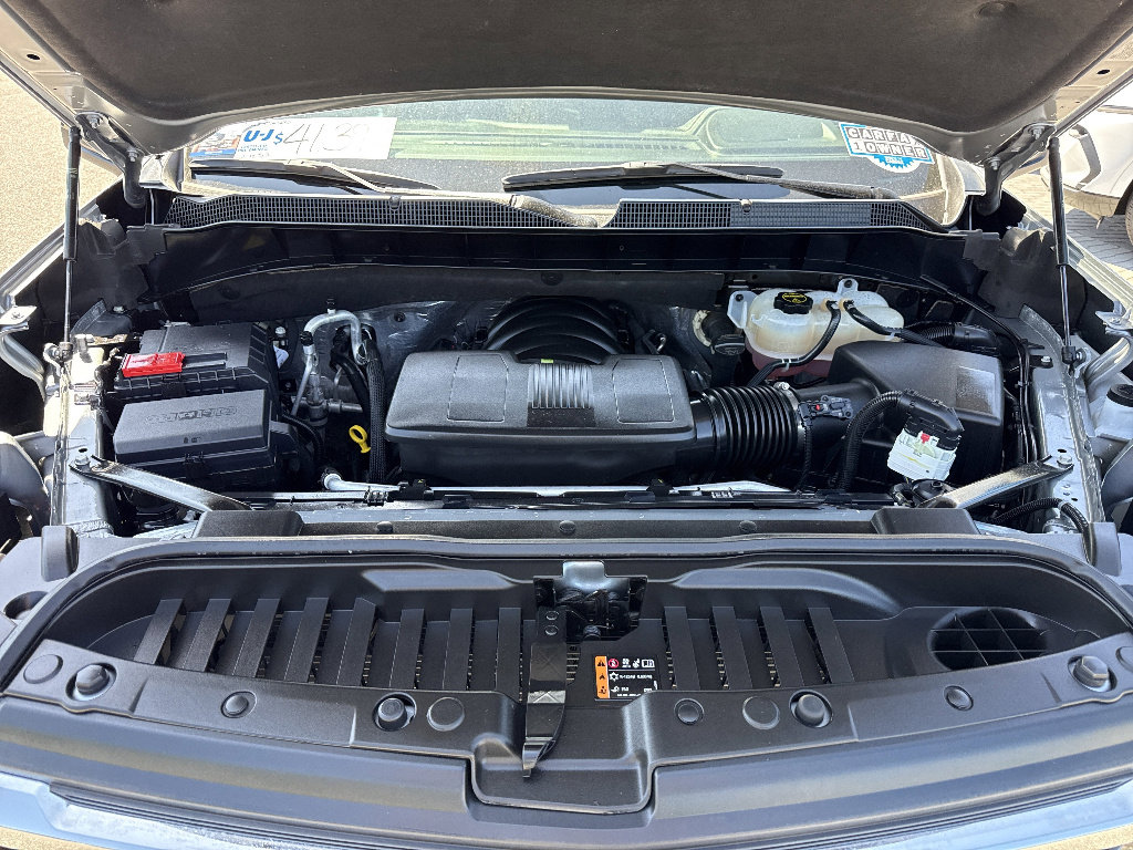 Used 2025 Chevrolet Silverado 1500 LT RWD image 38
