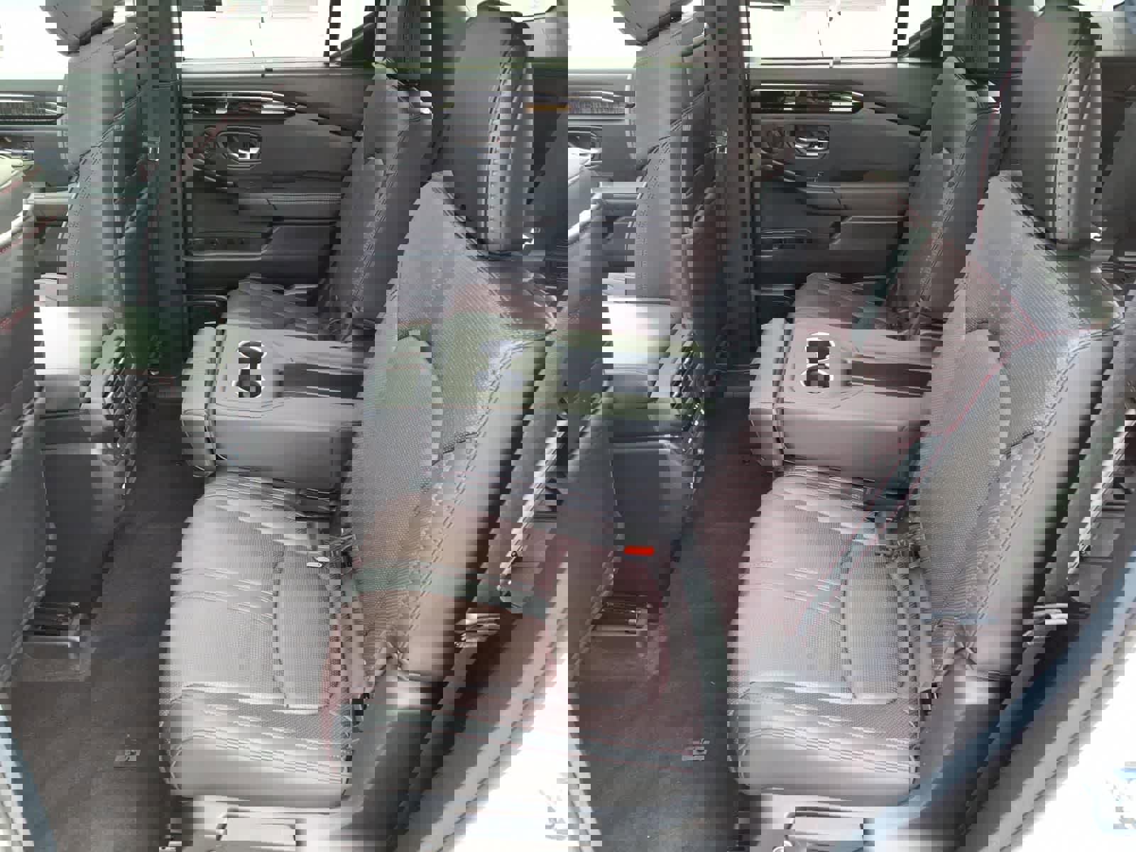 Certified 2025 Honda Pilot Black Edition image 9