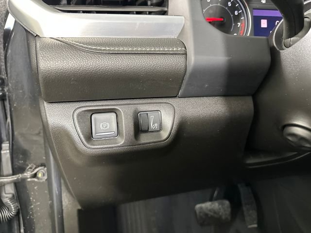 Used 2022 GMC Acadia SLT w/ Preferred Package image 19