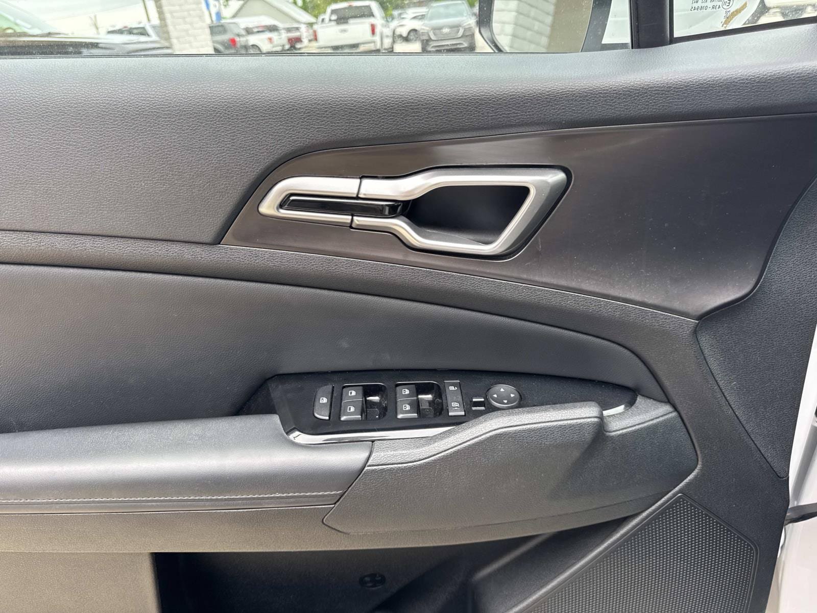 Used 2023 Kia Sportage EX FWD image 19
