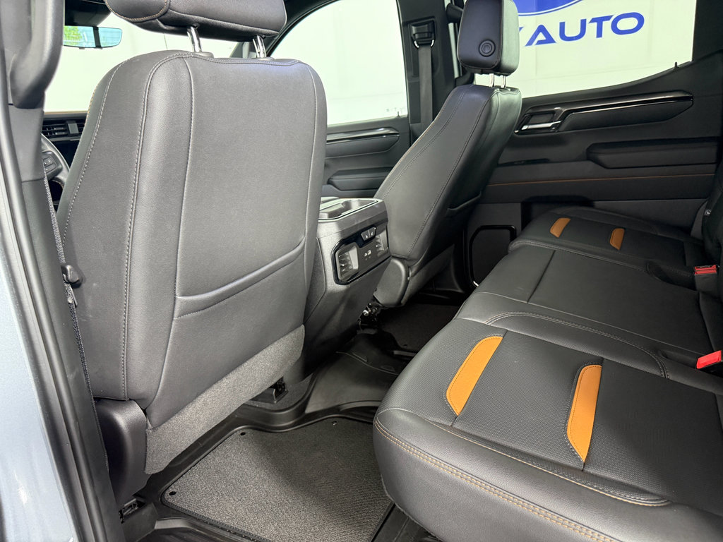 Used 2024 GMC Sierra 1500 AT4 w/ Technology Package image 24