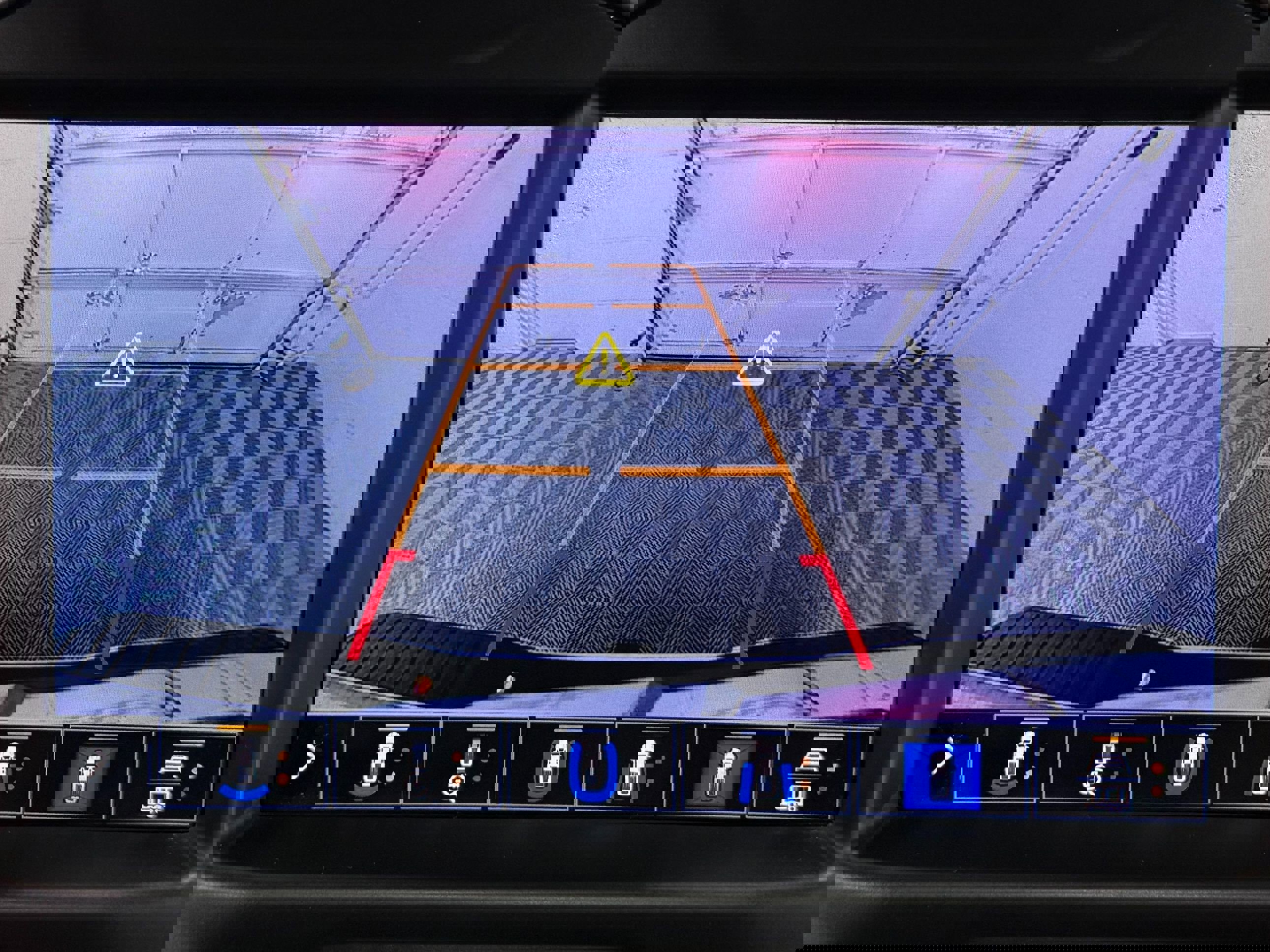 Used 2022 Chevrolet Silverado 2500 LTZ w/ LTZ Plus Package image 25