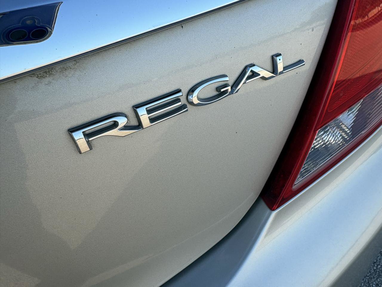 Used 2013 Buick Regal Premium FWD image 16