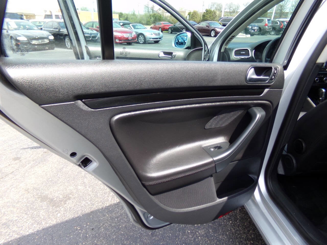 Used 2012 Volkswagen Jetta TDI image 13