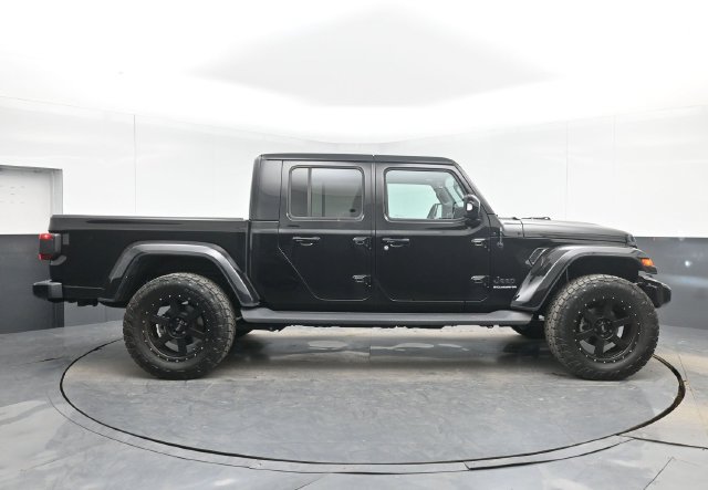 Used 2023 Jeep Gladiator Overland AWD/4WD image 11