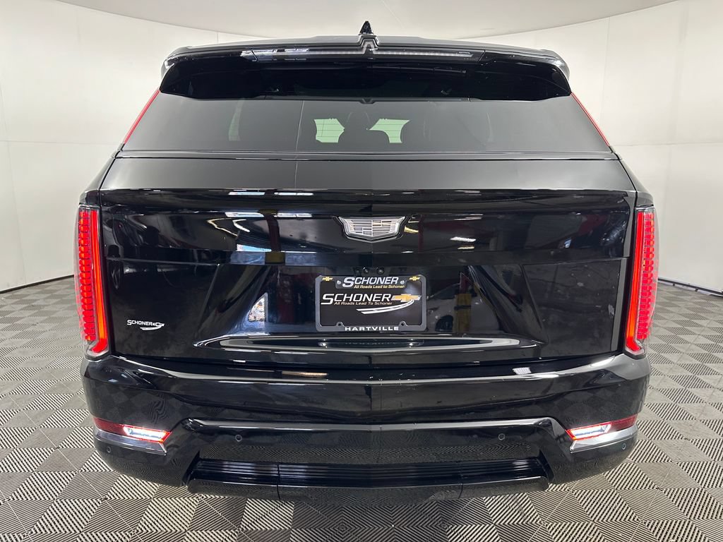 Used 2025 Cadillac Escalade IQ Sport 2 AWD/4WD image 4