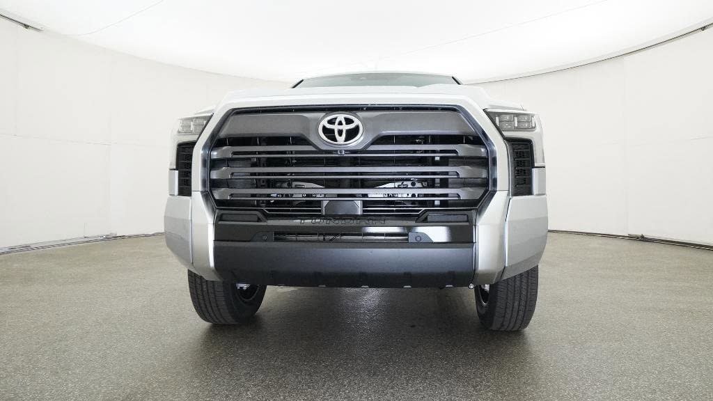 New 2026 Toyota Tundra Limited AWD/4WD image 31