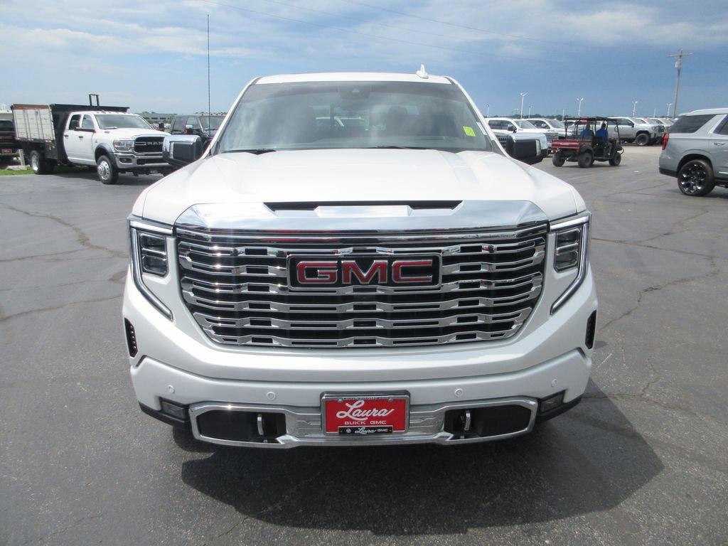 Used 2024 GMC Sierra 1500 Denali AWD/4WD image 14
