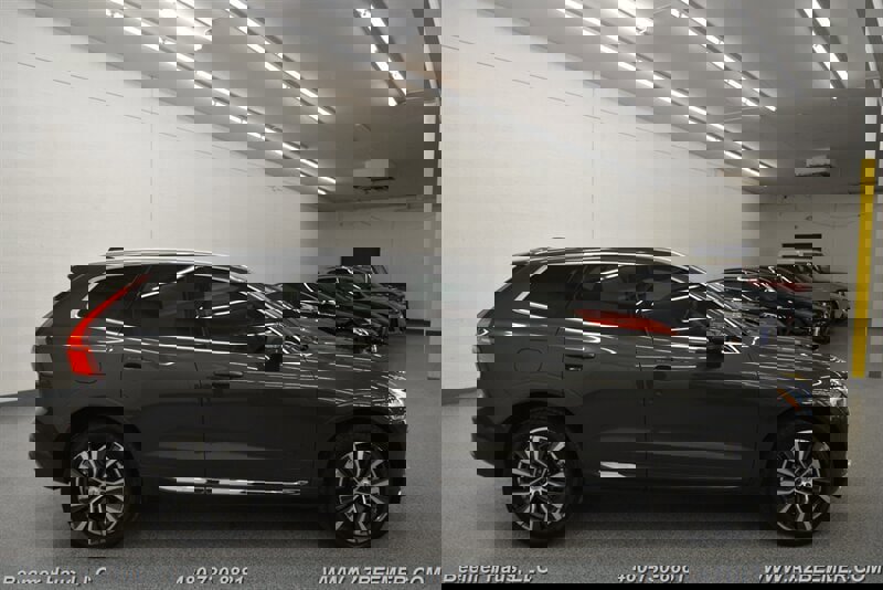 Used 2022 Volvo XC60 T8 Inscription Expression w/ Advanced Package image 8