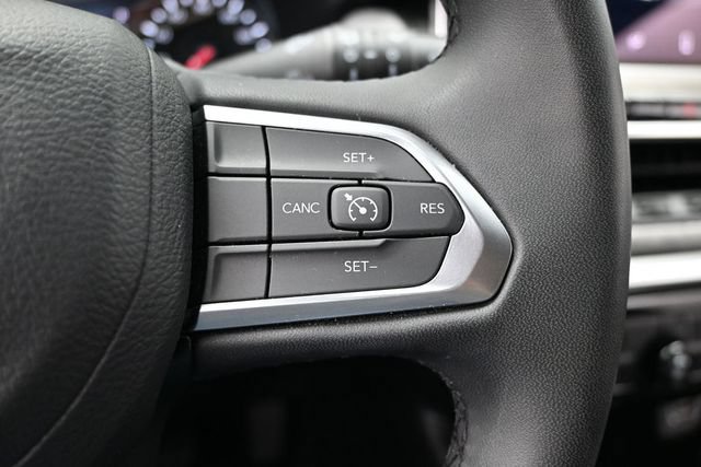 Certified 2024 Jeep Compass Latitude AWD/4WD image 28