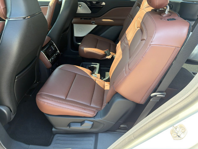 New 2026 Lincoln Aviator Reserve AWD/4WD image 21
