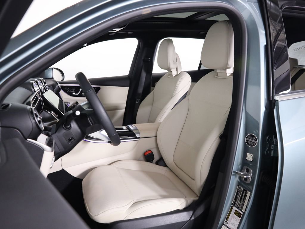 Certified 2026 Mercedes-Benz GLC 300 4MATIC image 28