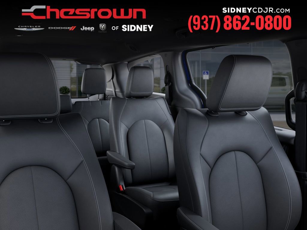 New 2026 Chrysler Pacifica Select FWD image 26