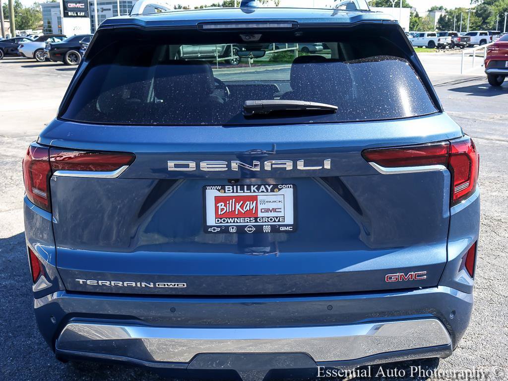 Used 2026 GMC Terrain Denali AWD/4WD image 7
