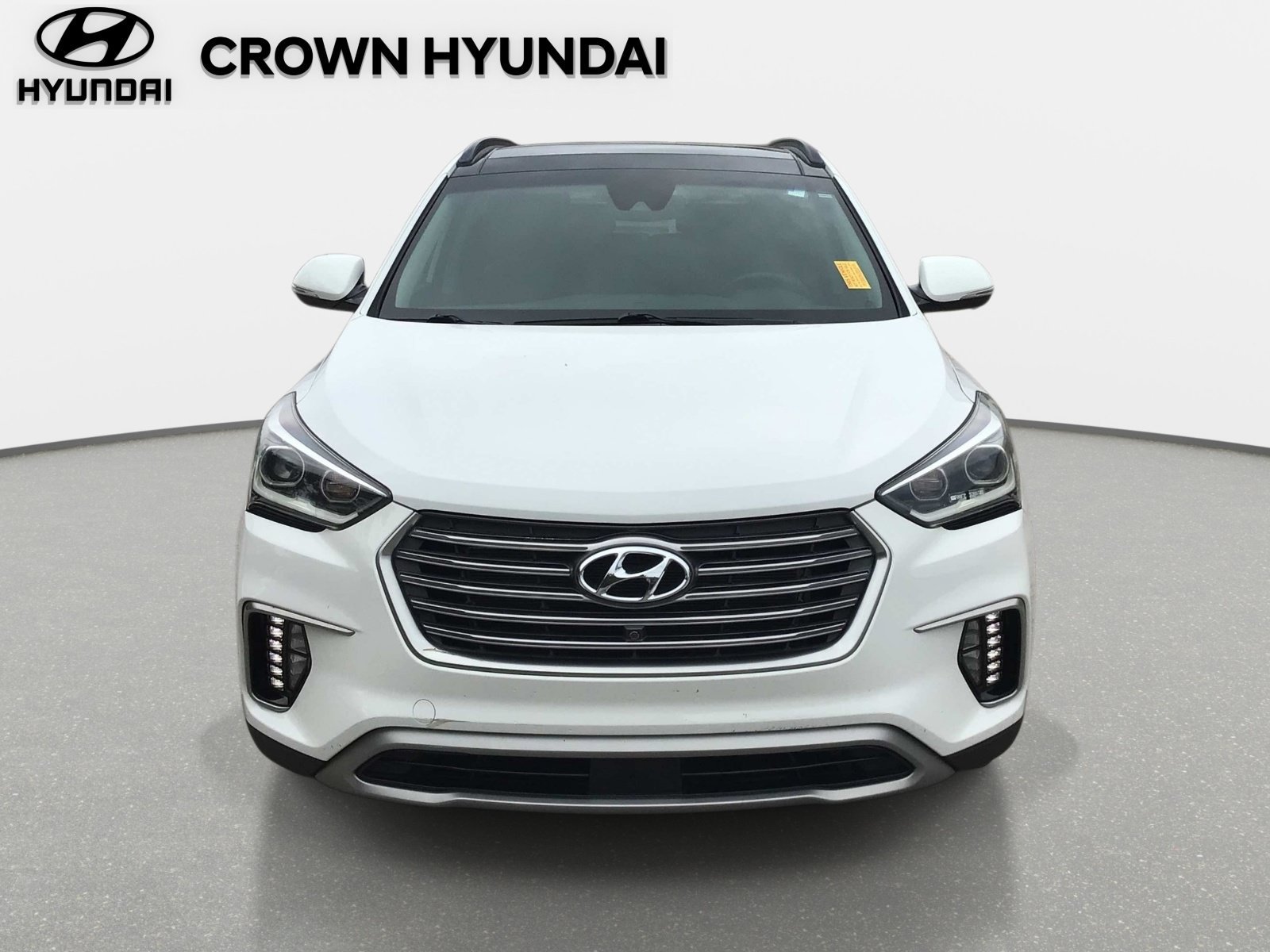 Used 2017 Hyundai Santa Fe Limited FWD image 2