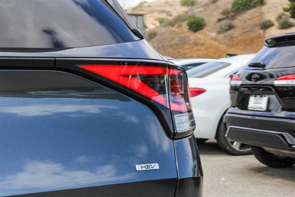 Used 2023 Kia Sportage EX w/ EX Premium Package image 11