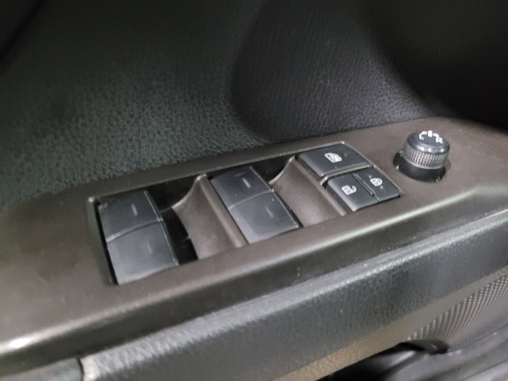 Used 2022 Toyota Camry SE image 27