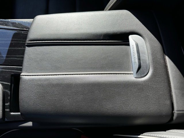 Certified 2024 Cadillac Escalade Sport w/ LPO, ONYX Package image 28