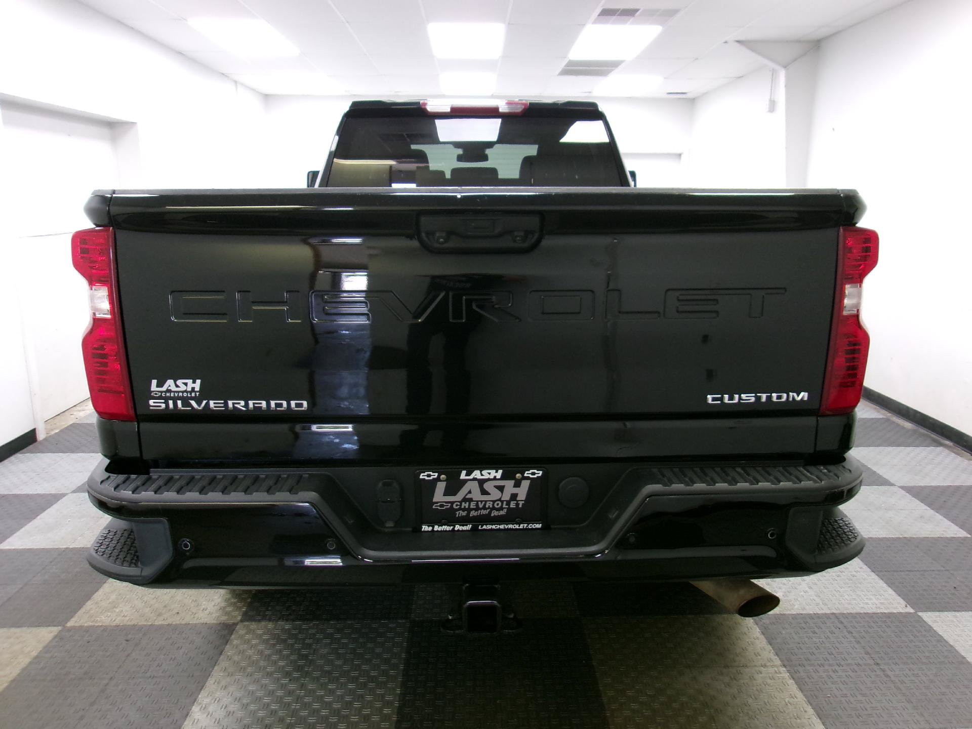 Used 2024 Chevrolet Silverado 2500 Custom w/ Custom Value Package AWD/4WD image 11