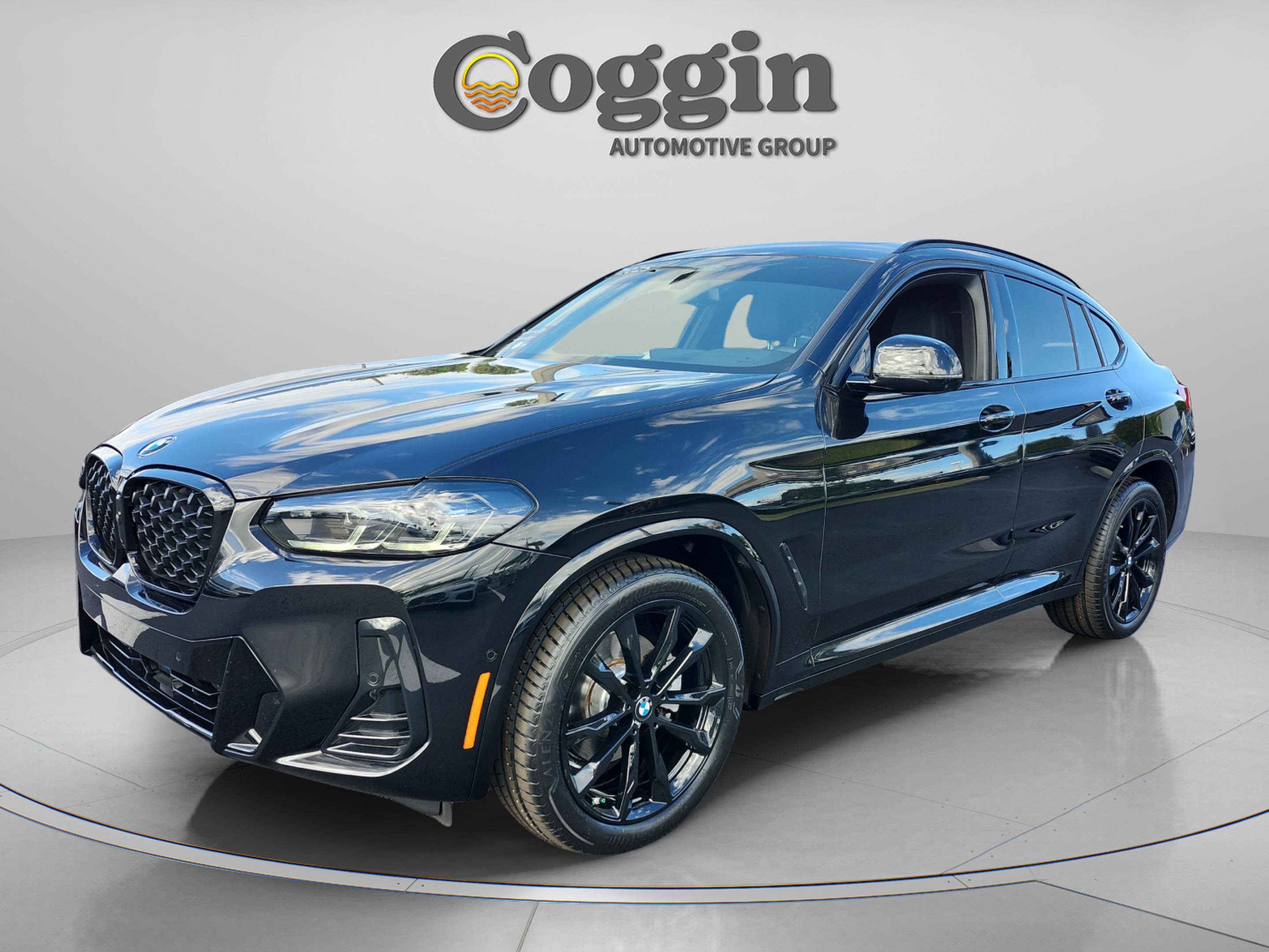 Certified 2025 BMW X4 xDrive30i w/ Premium Package image 1