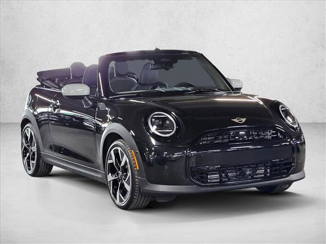 Used 2025 MINI Cooper Convertible image 3