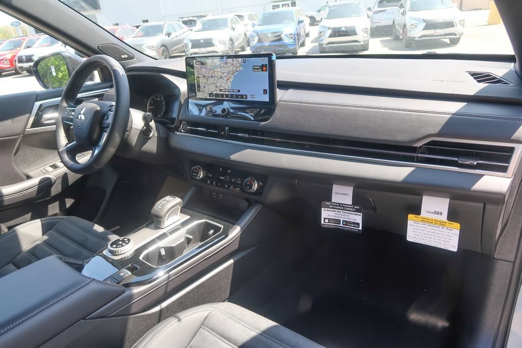 New 2026 Mitsubishi Outlander LE AWD/4WD image 20