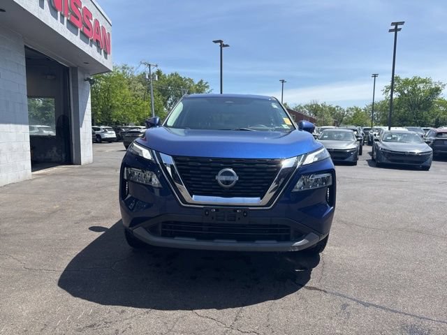 Used 2023 Nissan Rogue SV AWD/4WD image 7