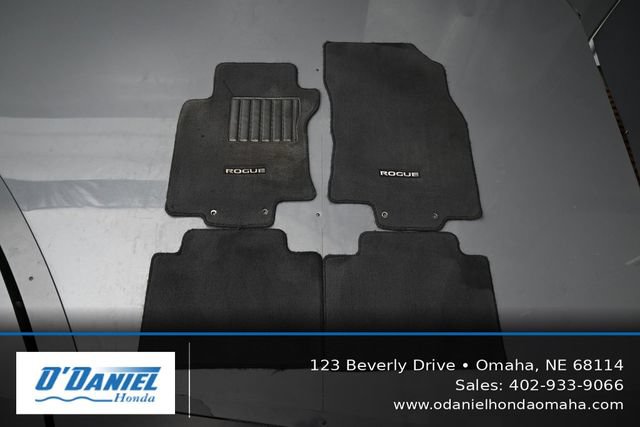 Used 2015 Nissan Rogue SL AWD/4WD image 38
