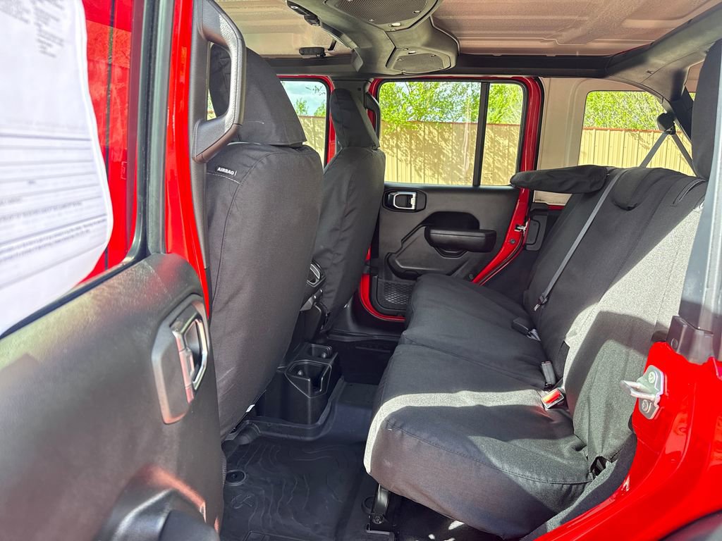 Used 2025 Jeep Wrangler Willys image 20