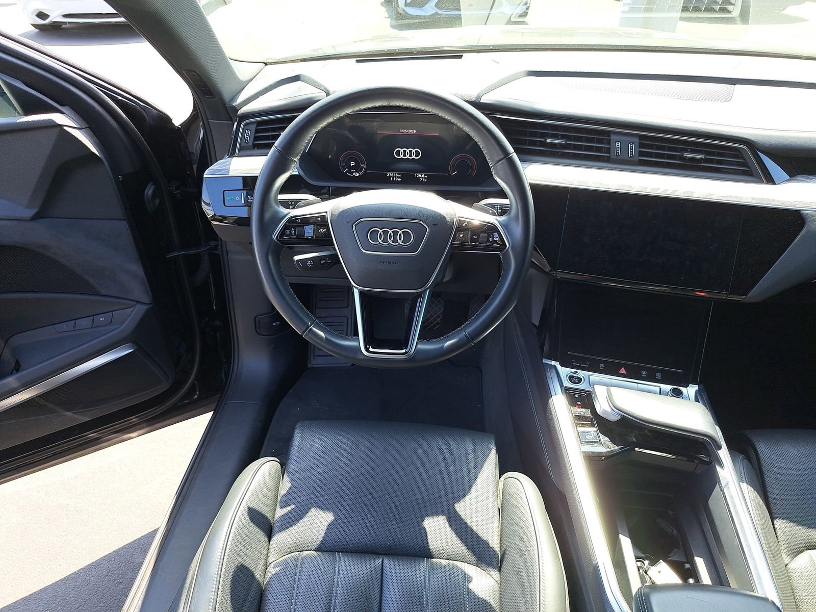 Certified 2022 Audi e-tron Chronos image 6