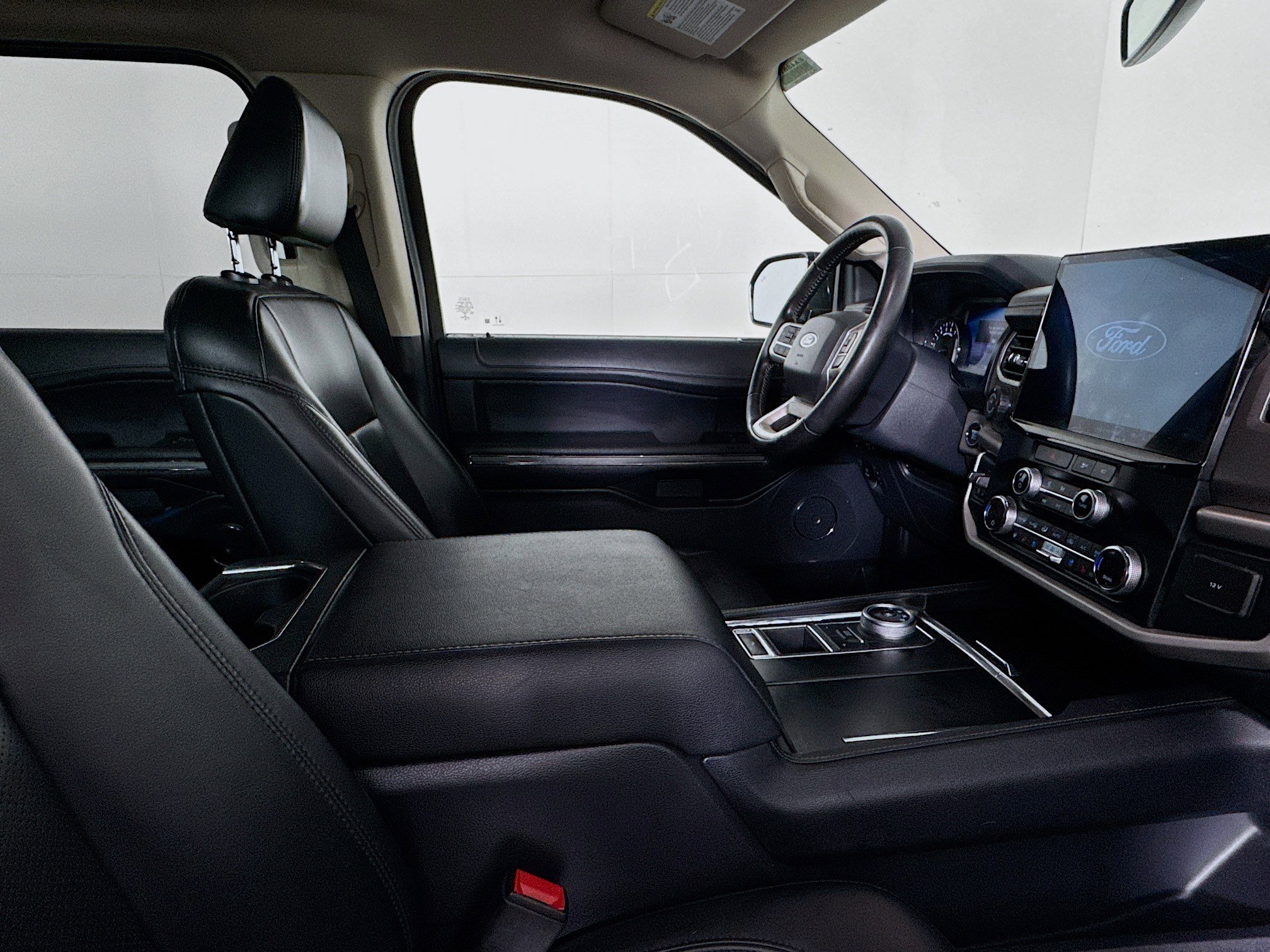 Used 2022 Ford Expedition Max XLT image 49