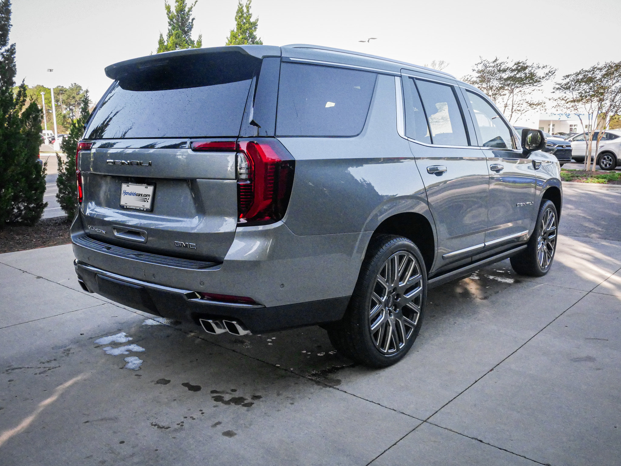 Used 2026 GMC Yukon Denali Ultimate image 10