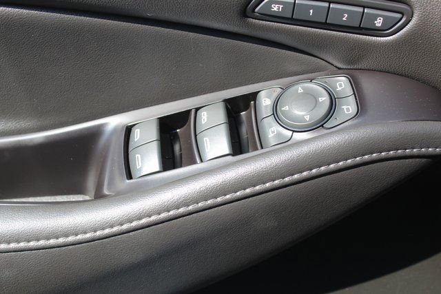 Used 2020 Buick Enclave Avenir w/ Avenir Technology Package image 50