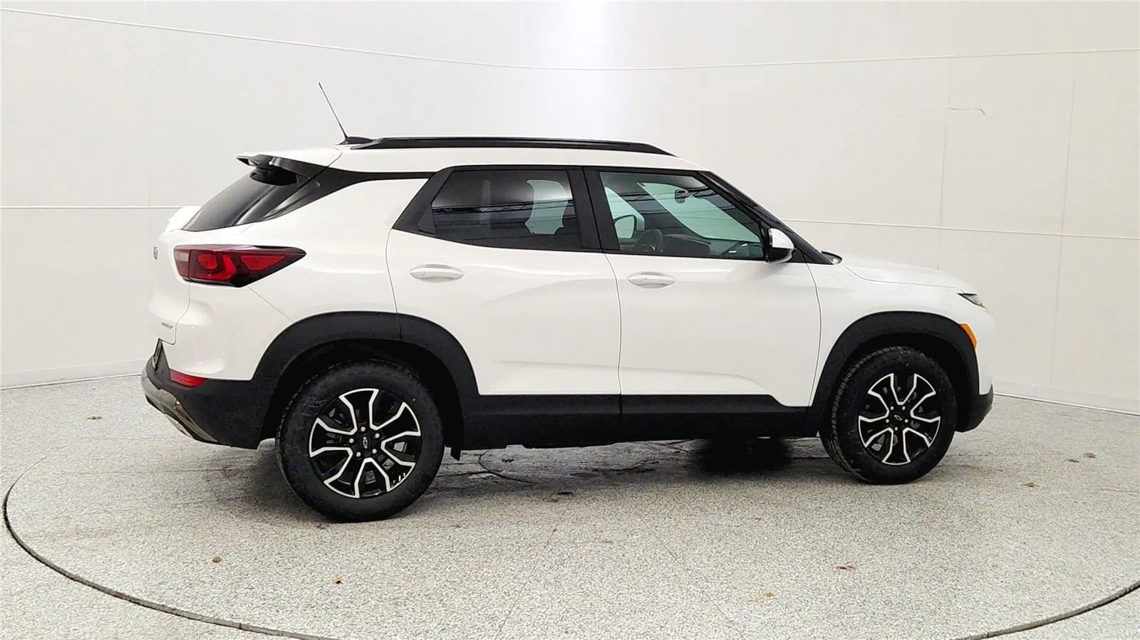 New 2026 Chevrolet TrailBlazer ACTIV w/ Convenience Package image 8