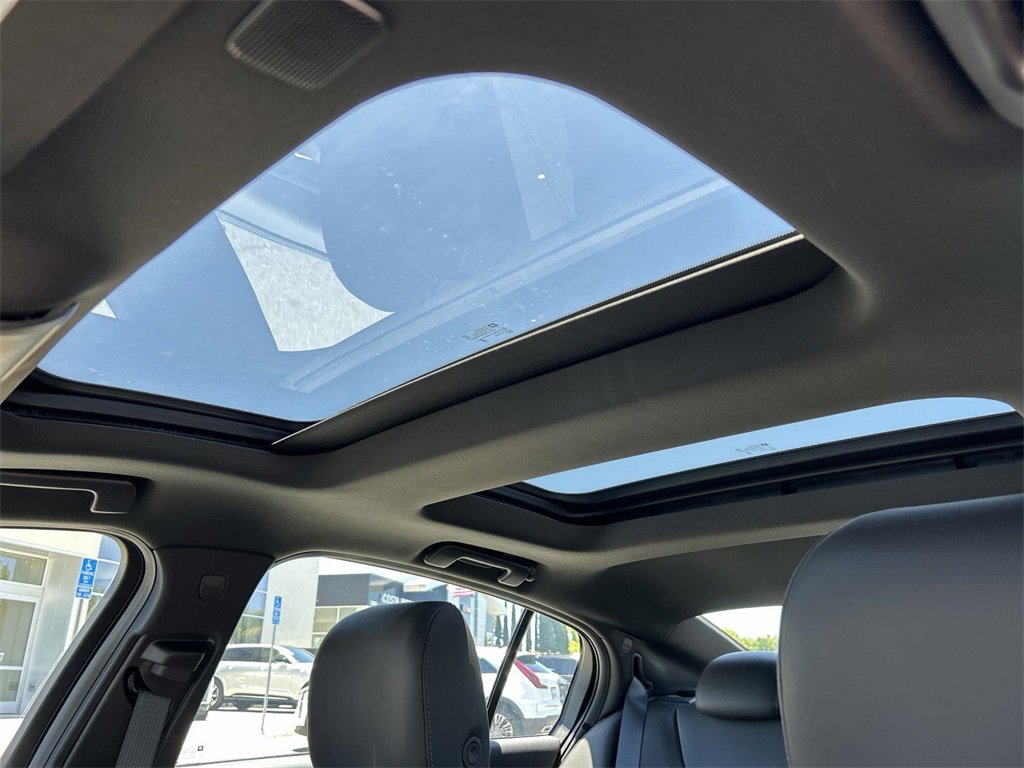 New 2025 Cadillac CT5 Sport w/ Technology Package image 6