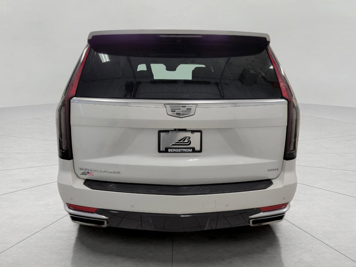 Certified 2021 Cadillac Escalade Premium Luxury w/ LPO, Radiant Package image 31