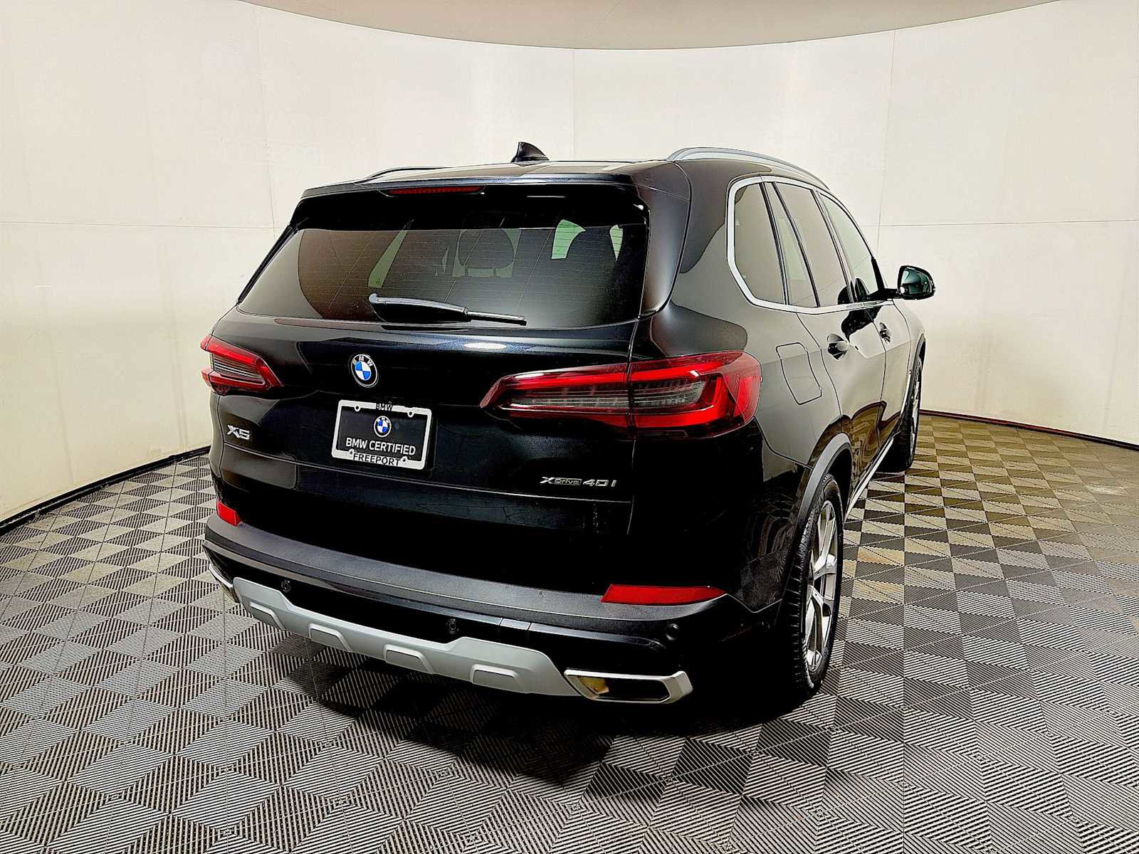 Certified 2023 BMW X5 xDrive40i w/ Premium Package image 6