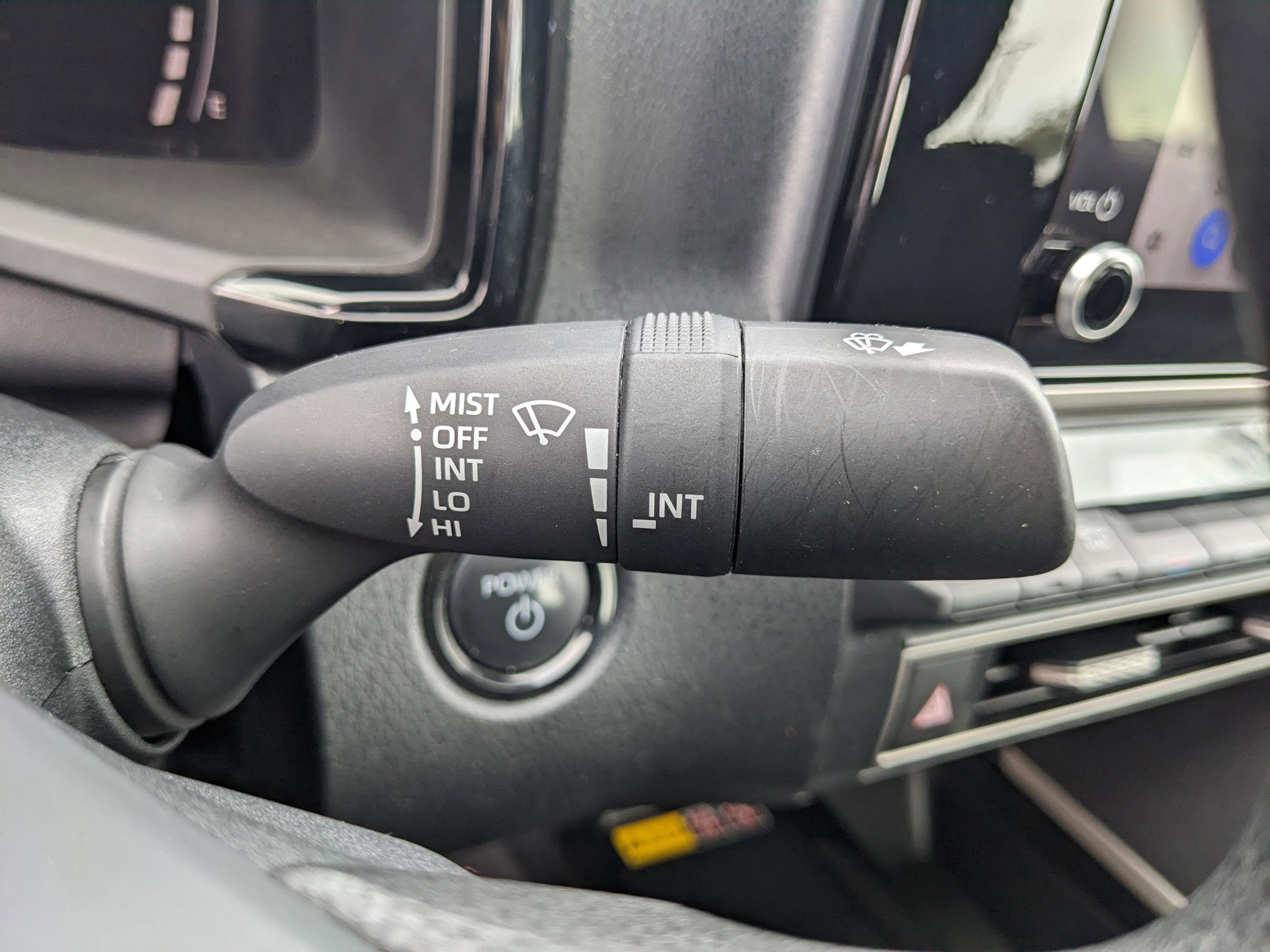 Used 2025 Toyota Camry LE image 34