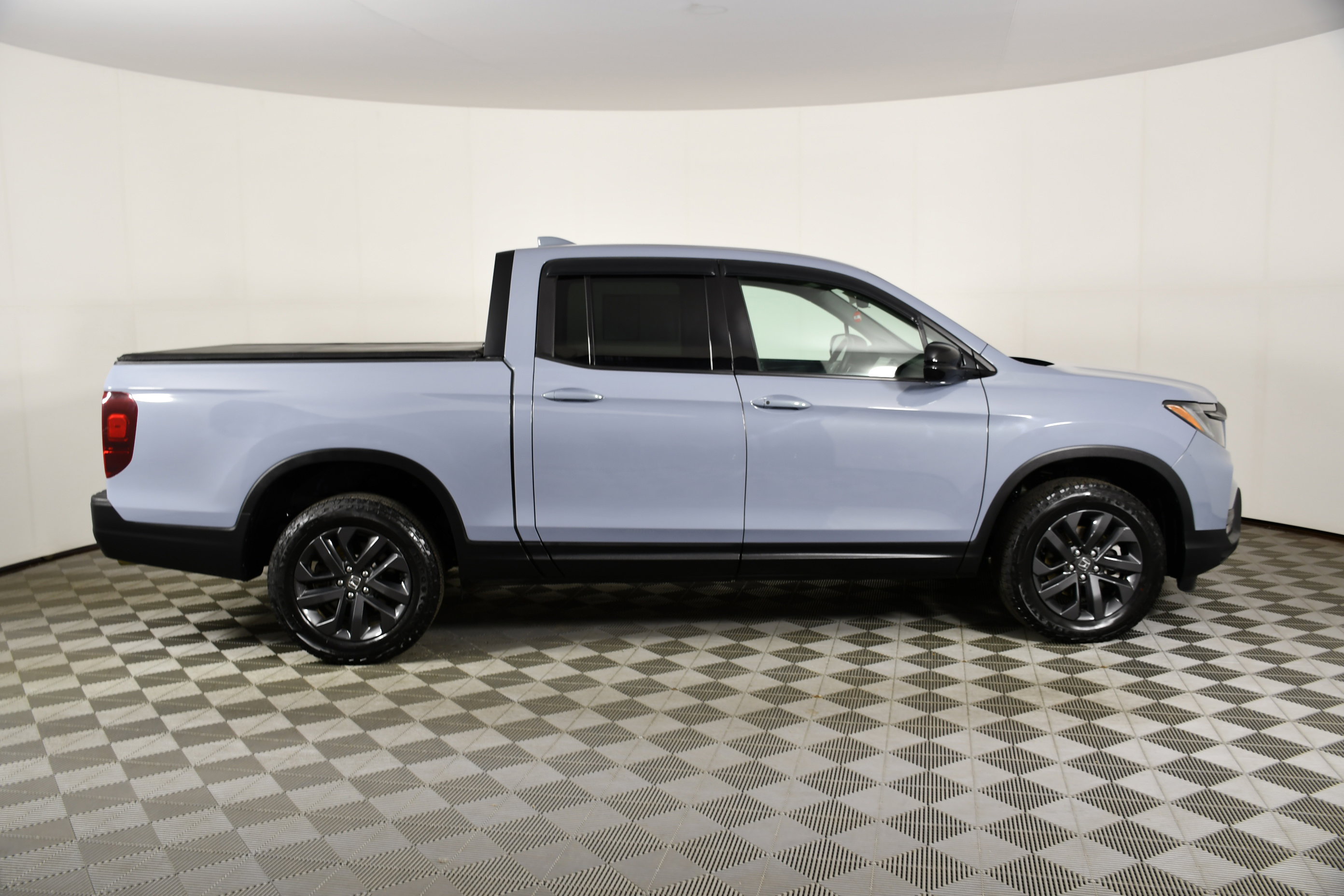 Certified 2023 Honda Ridgeline Sport image 5