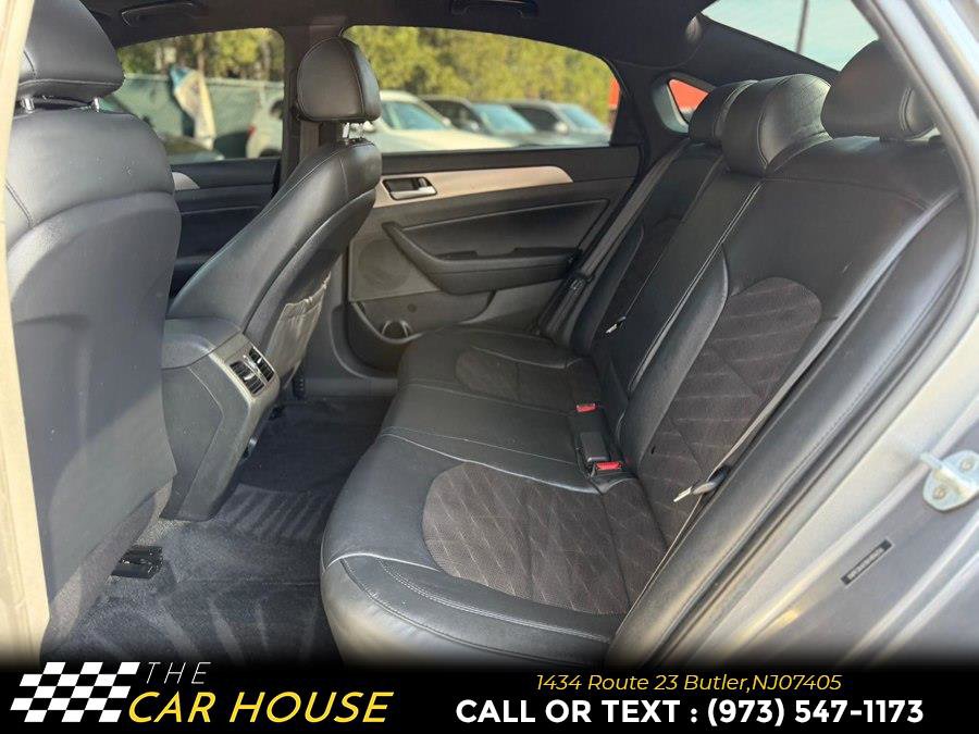 Used 2019 Hyundai Sonata Sport w/ Tech Package 03 FWD image 18