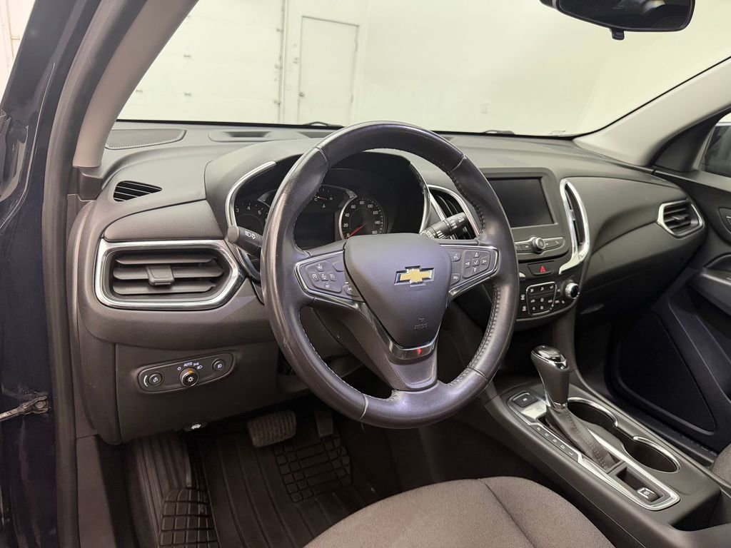 Used 2021 Chevrolet Equinox LT AWD/4WD image 4