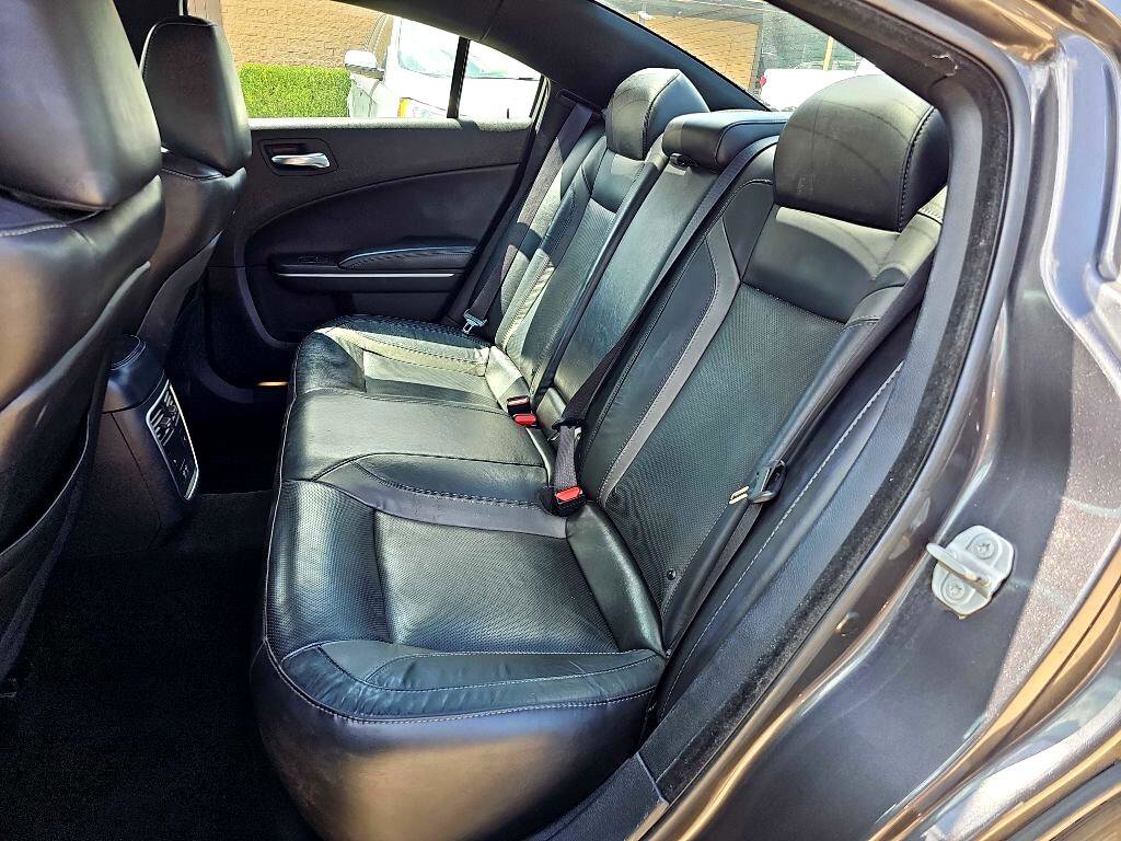Used 2021 Dodge Charger SXT w/ Leather Interior Group image 15