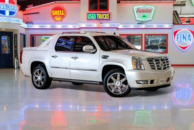 Used 2011 Cadillac Escalade EXT Premium