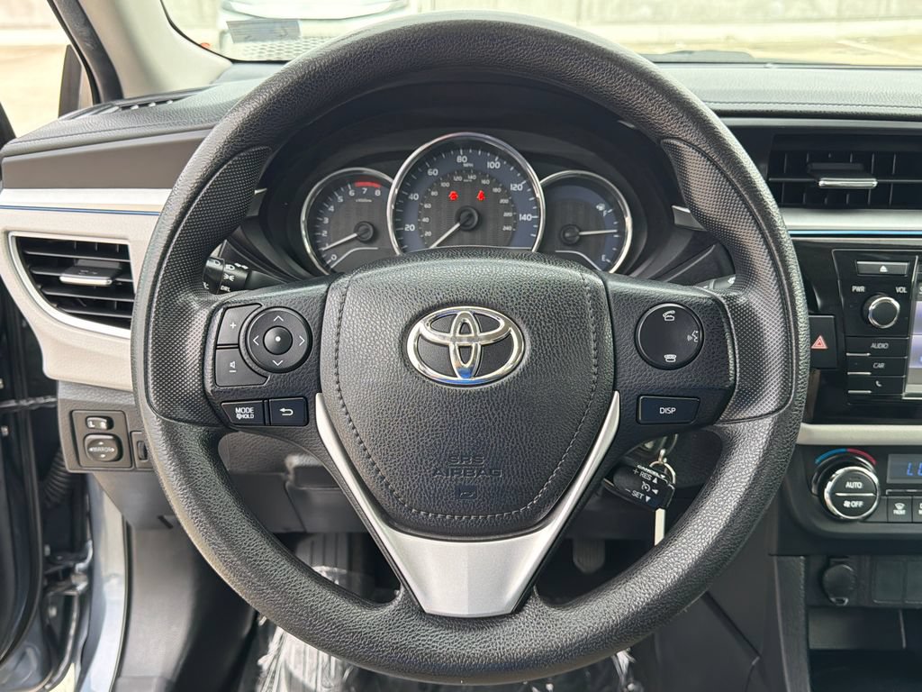 Used 2016 Toyota Corolla LE FWD image 21
