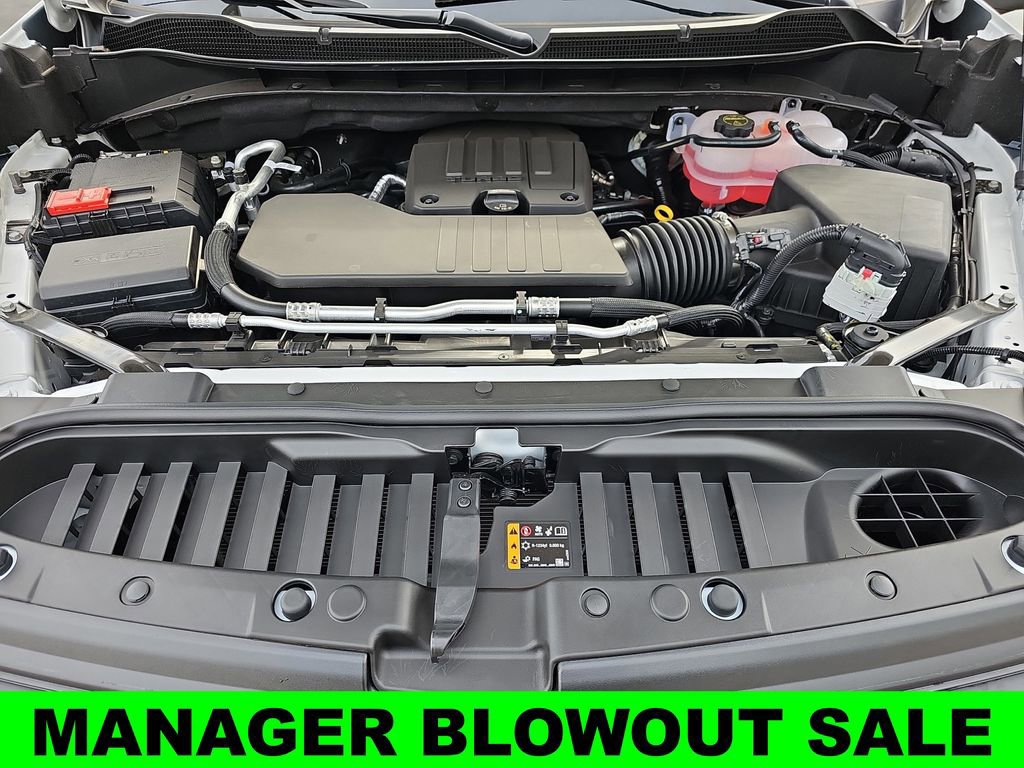 New 2026 Chevrolet Silverado 1500 Custom Trail Boss w/ Turbomax Blackout Package AWD/4WD image 32